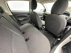 2016 Mitsubishi Mirage ES