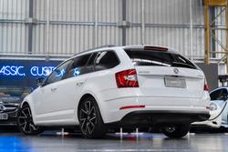 2020 SKODA Octavia Sport 110TSI NE MY20.5 Moon White