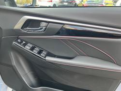 2025 Isuzu MU-X X-TERRAIN