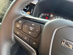 2025 Isuzu MU-X X-TERRAIN