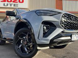 2025 Isuzu MU-X X-TERRAIN