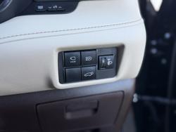 2022 Toyota Kluger Grande