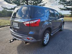 2017 Isuzu MU-X LS-U