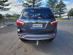 2017 Isuzu MU-X LS-U