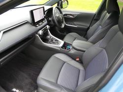 2025 Toyota RAV4 XSE