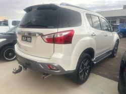 2021 Isuzu MU-X LS-T