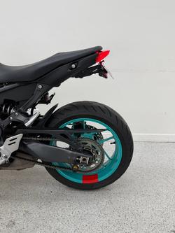 2022 YAMAHA MT-09A (MT-09) SILVER ICE/STORM GREY