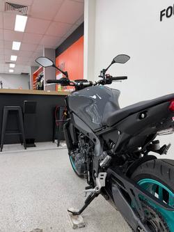 2022 YAMAHA MT-09A (MT-09) SILVER ICE/STORM GREY