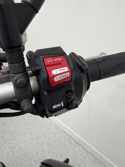 2022 YAMAHA MT-09A (MT-09) SILVER ICE/STORM GREY