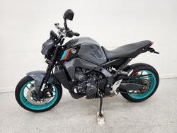 2022 YAMAHA MT-09A (MT-09) SILVER ICE/STORM GREY