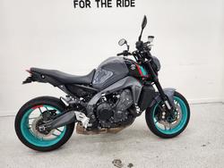 2022 YAMAHA MT-09A (MT-09) SILVER ICE/STORM GREY
