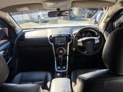 2017 Isuzu MU-X LS-T