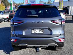 2022 Isuzu MU-X LS-T