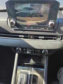 2024 Mitsubishi Outlander ES