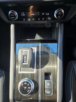 2024 Mitsubishi Outlander ES