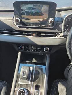 2024 Mitsubishi Outlander ES