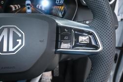 2025 MG ZS Essence Turbo