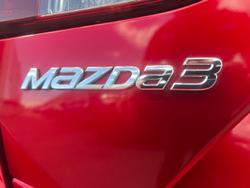 2018 Mazda 3 Neo Sport