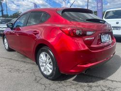 2018 Mazda 3 Neo Sport