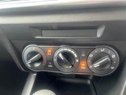 2018 Mazda 3 Neo Sport