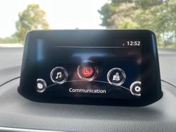 2018 Mazda 3 Neo Sport