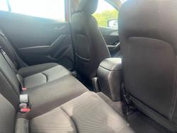 2018 Mazda 3 Neo Sport