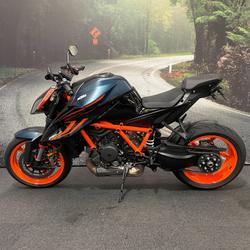 2023 Ktm 1290 SUPER DUKE R Black