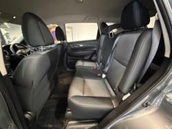 2021 Nissan X-TRAIL ST