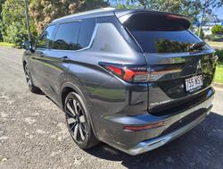 2025 Mitsubishi Outlander Exceed