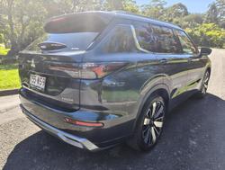 2025 Mitsubishi Outlander Exceed