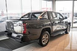 2026 Nissan Navara ST