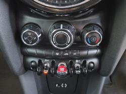 2015 MINI Hatch Cooper F55 Midnight Black