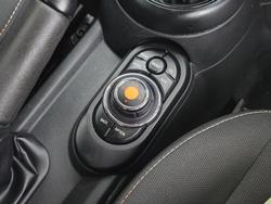 2015 MINI Hatch Cooper F55 Midnight Black
