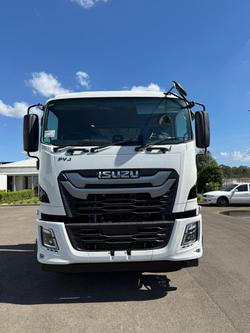 2025 Isuzu F Series FYJ 320-255 AT R60