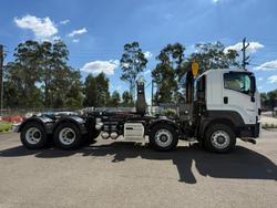 2025 Isuzu F Series FYJ 320-255 AT R60