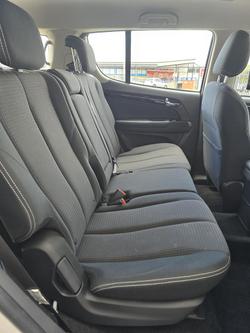 2019 Isuzu MU-X LS-M