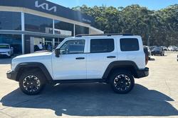 2026 GWM Tank 300 Ultra Hi4-T PHEV P01 4X4 Dual Range Pearl White (9F01)