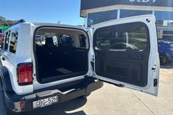 2026 GWM Tank 300 Ultra Hi4-T PHEV P01 4X4 Dual Range Pearl White (9F01)