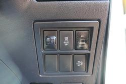 2022 Toyota Hilux SR