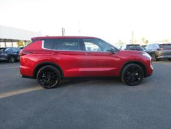 2023 Mitsubishi Outlander LS Black Edition