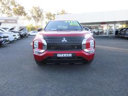 2023 Mitsubishi Outlander LS Black Edition