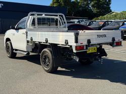 2024 Toyota Hilux SR