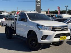 2024 Toyota Hilux SR