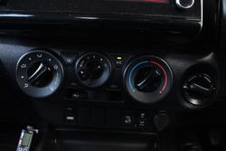 2022 Toyota Hilux SR