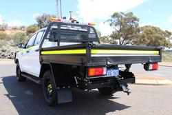 2022 Toyota Hilux SR