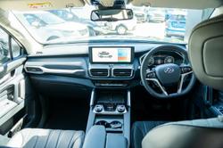 2025 LDV D90 Executive