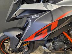 2017 Ktm 1290 SUPER DUKE GT SILVER