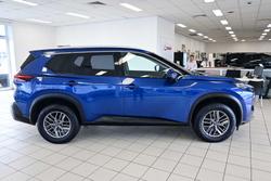 2024 Nissan X-TRAIL ST