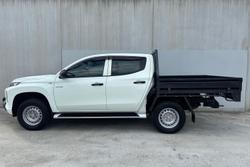 2021 Mitsubishi Triton GLX
