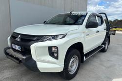 2021 Mitsubishi Triton GLX